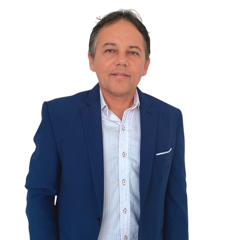 Professor Derneval Andrade